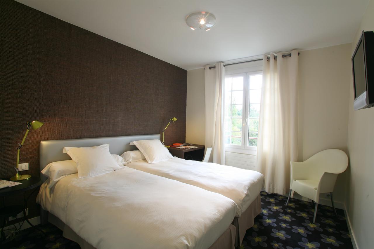 Logis Ar Milin Hotel Chateaubourg  Exterior photo