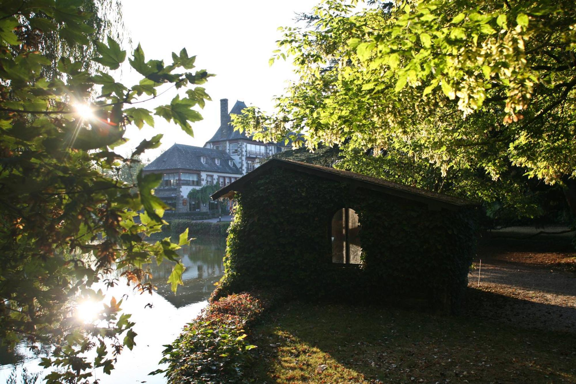 Logis Ar Milin Hotel Chateaubourg  Exterior photo