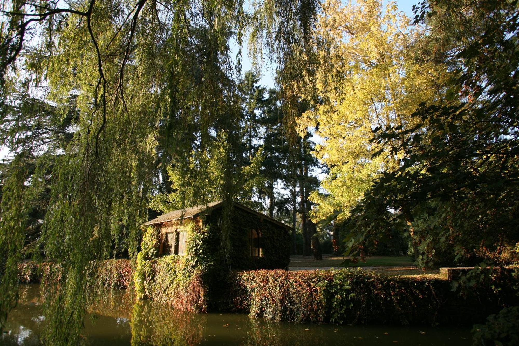 Logis Ar Milin Hotel Chateaubourg  Exterior photo