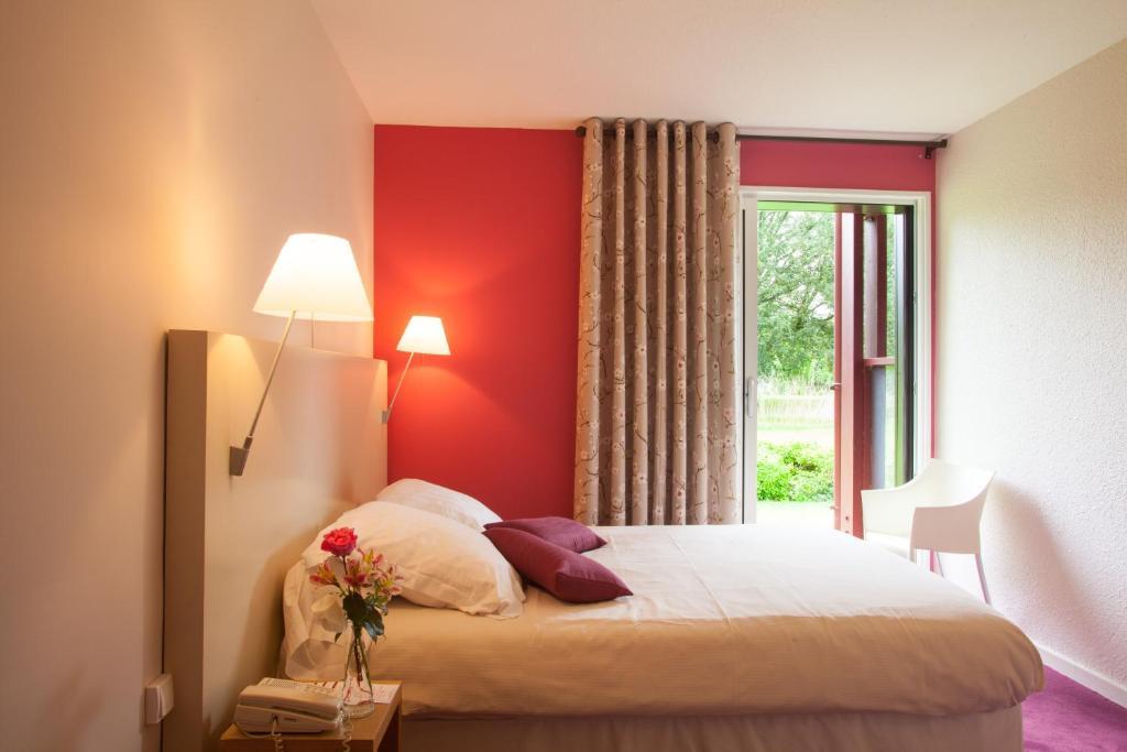Logis Ar Milin Hotel Chateaubourg  Room photo