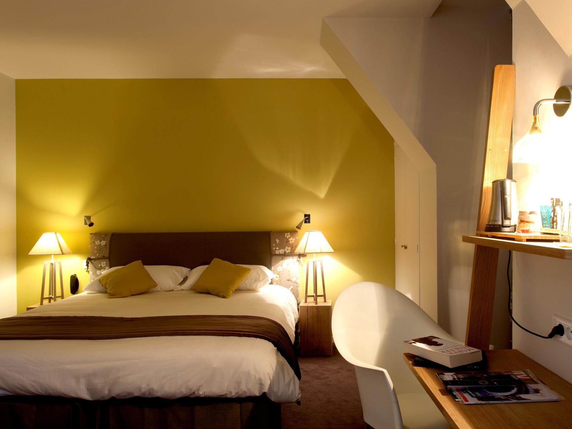 Logis Ar Milin Hotel Chateaubourg  Exterior photo